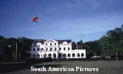 Presidential Palace, Onafhanklelijkheidsplein, Paramaribo