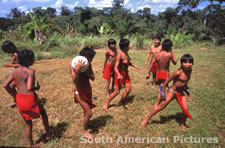 fgga0198 children playing football at Taluwen